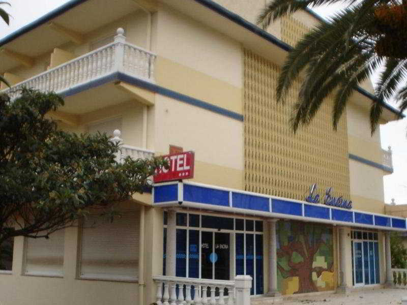 Moon Dreams Noja Hotel Exterior photo